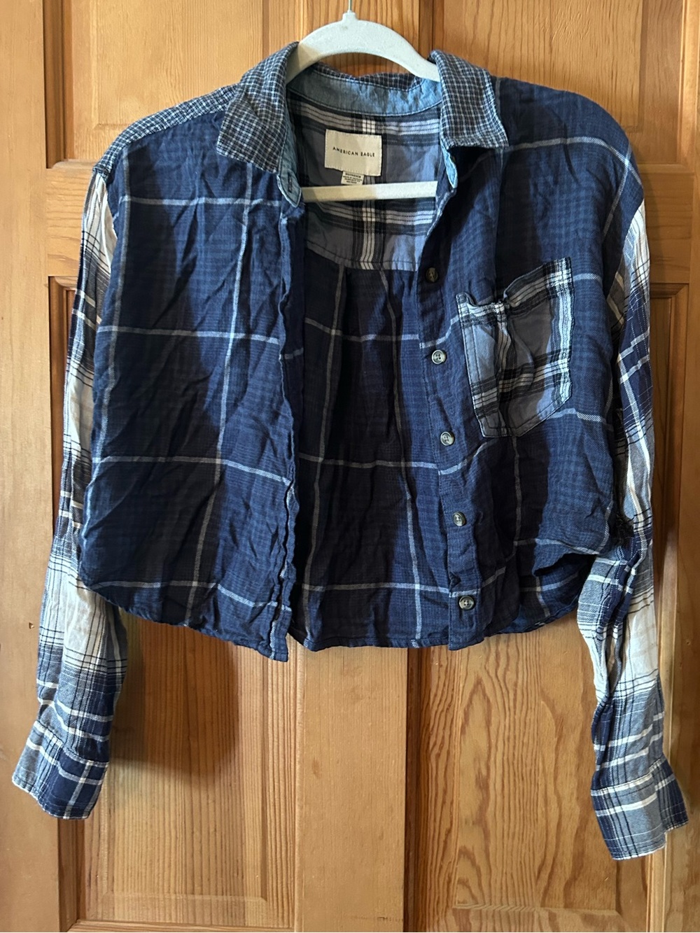 American Eagle Outfitters Navy and White Plaid Cropped Button-Up Jacket